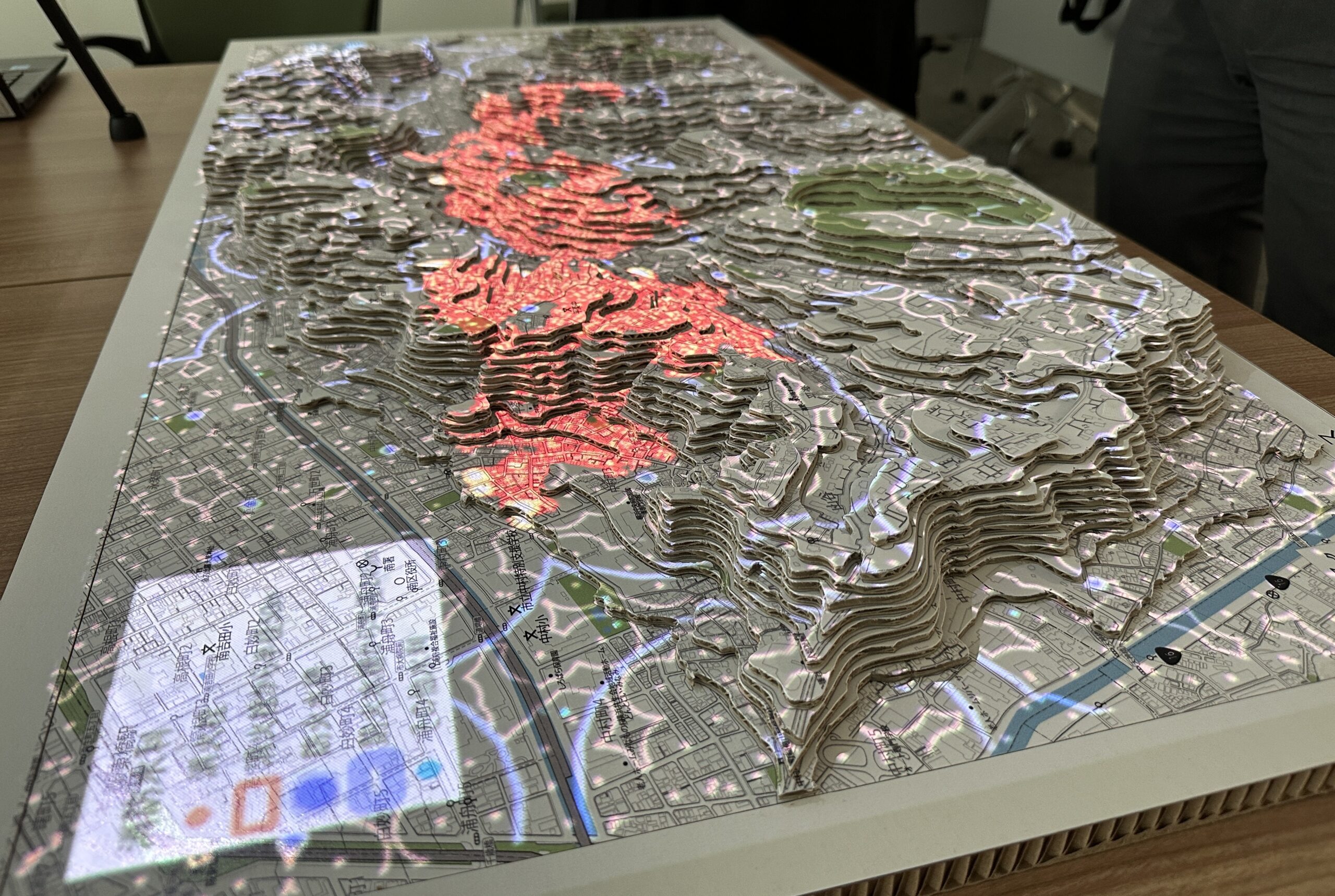 ジオラマを活用した住民向けの地震火災説明会 ～横浜市中区～ | 防災